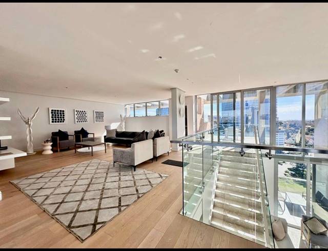 3 BEDROOM APARTMENT FOR SALE IN SANDOWN